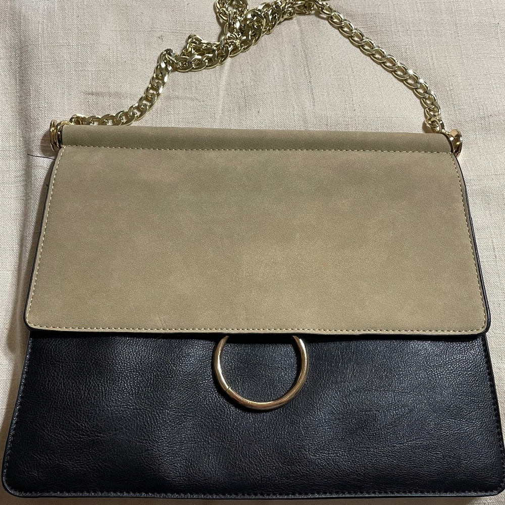 Black and tan crossbody with chain